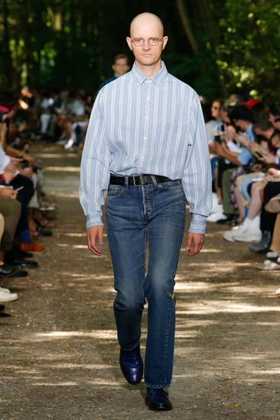 Look 55